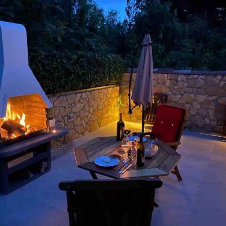 Ferienwohnung Apartman Pirol - Pure Enjoyment & Relaxation Poreč Exterior foto