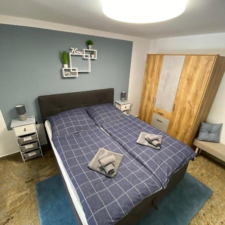 Ferienwohnung Apartman Pirol - Pure Enjoyment & Relaxation Poreč Exterior foto