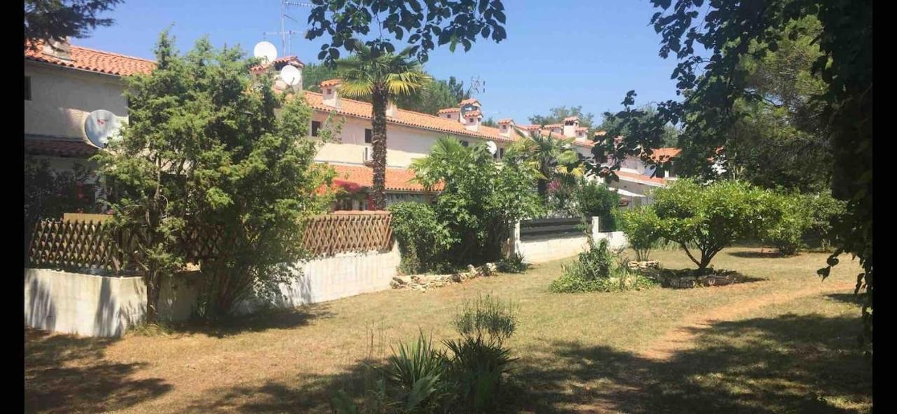 Ferienwohnung Apartman Pirol - Pure Enjoyment & Relaxation Poreč Exterior foto